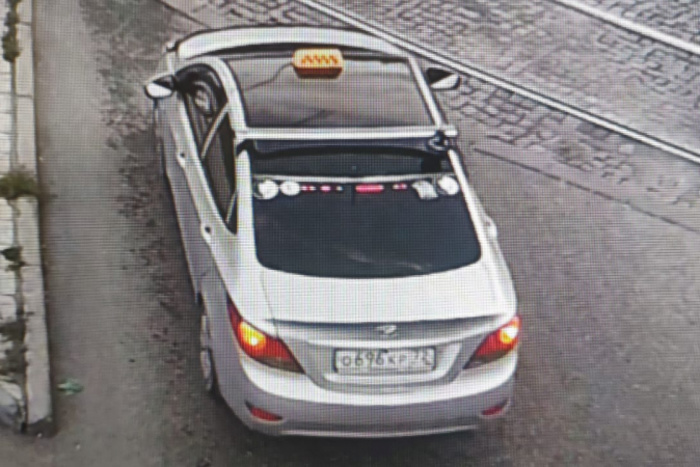В Екатеринбурге задержан таксист, подозреваемый в грабеже клиента