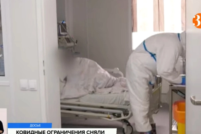 Суточная заболеваемость COVID-19 в России впервые с апреля превысила 9 тыс. человек