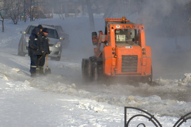 Часть Екатеринбурга уже второй день сидит без отопления и горячей воды