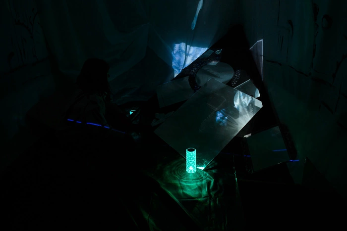 Художники из Казахстана отказались ехать в Екатеринбург после крушения самолёта в Актау