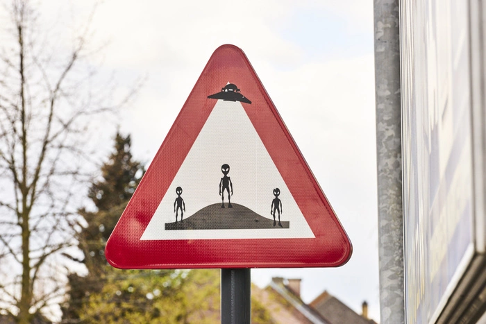 Екатеринбуржец угнал собственный автомобиль, пытаясь скрыться от инопланетян