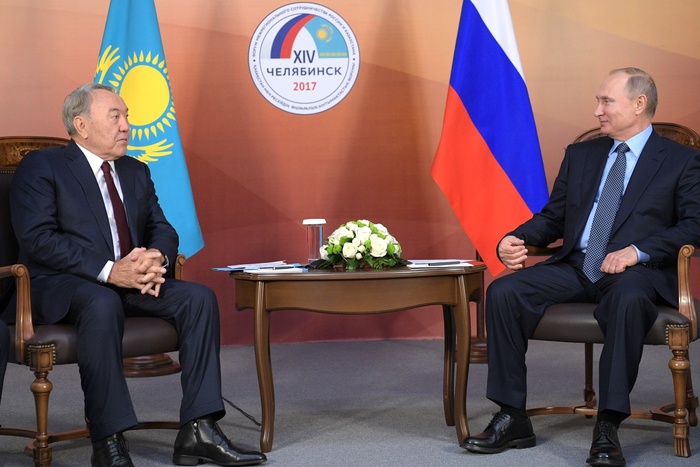 Назарбаев разуверился в России: Казахстан разворачивается в сторону США