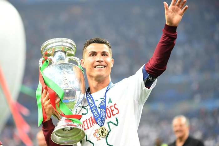 Португалия выиграла Евро-2016