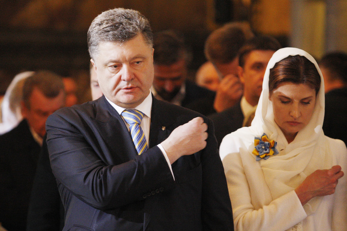 Жену Порошенко заподозрили в краже денег у детей-инвалидов