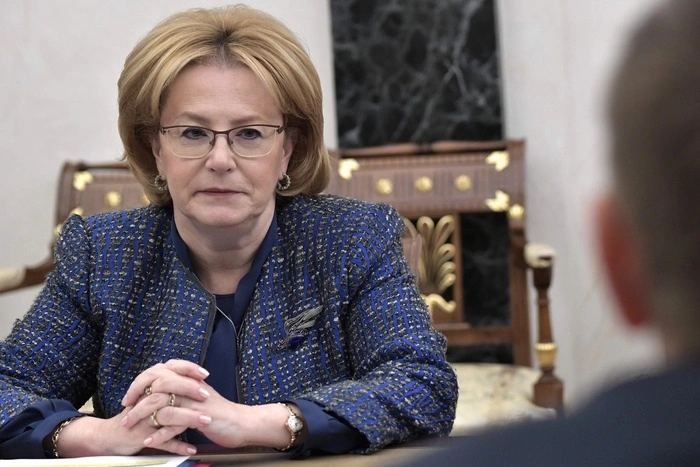 Вероника Скворцова ожидает спад распространения коронавируса в июне этого года