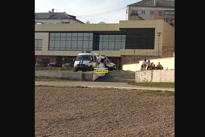 В Нижнем Тагиле из пруда около отеля Demidov Plaza достали утонувшую женщину