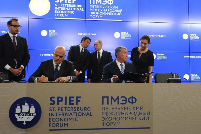 Сечин назвал дачу показаний по делу Улюкаева «делом чести»