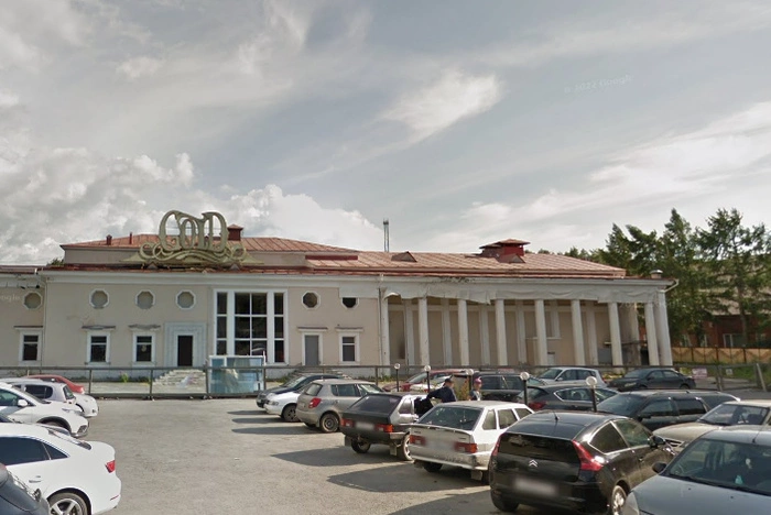 В Екатеринбурге выставили на продажу здание легендарного клуба