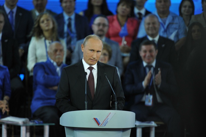 Российские политологи устроили публичную дискуссию о внутренней политике страны