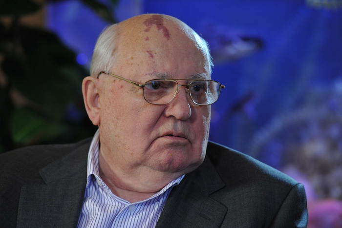 Михаилу Горбачёву запретили посещать Украину