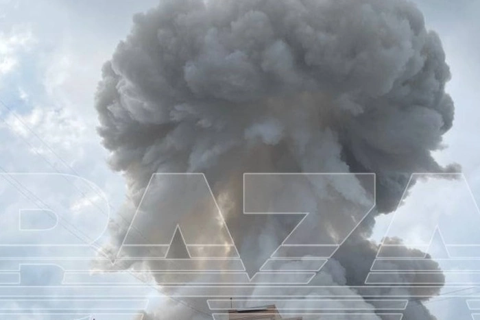 На складе в Подмосковье произошел мощный взрыв