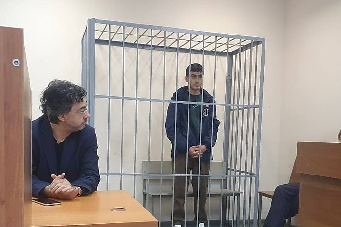 Парень, который в Екатеринбурге убил родную мать и отрезал ей голову, рассказал, почему это сделал