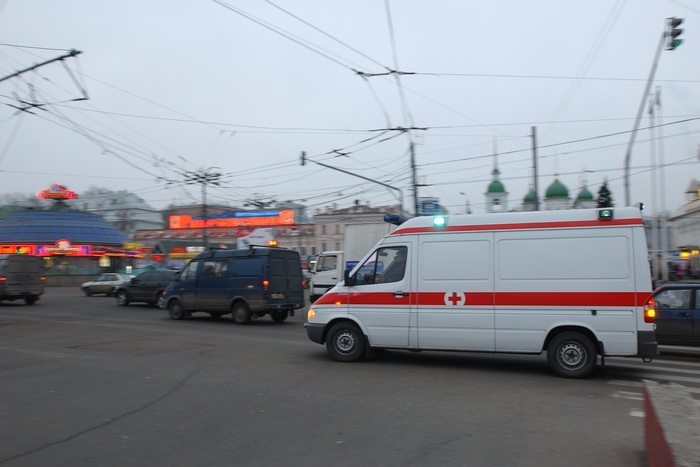 Врачам скорой помощи в Свердловской области урезают зарплату