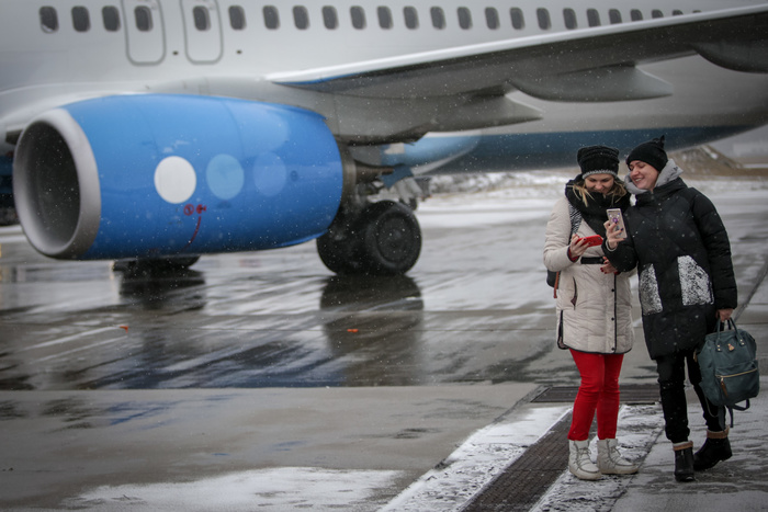 В аэропорту Кольцово пассажиры выбросили щенка