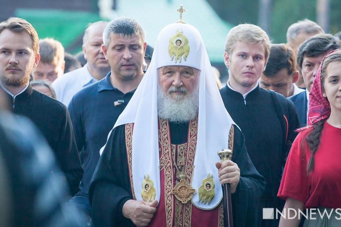 В Екатеринбурге прошел 100-тысячный крестный ход