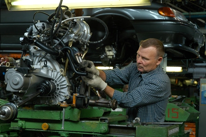 Экспорт российских легковушек перерос досанкционный уровень в денежном выражении