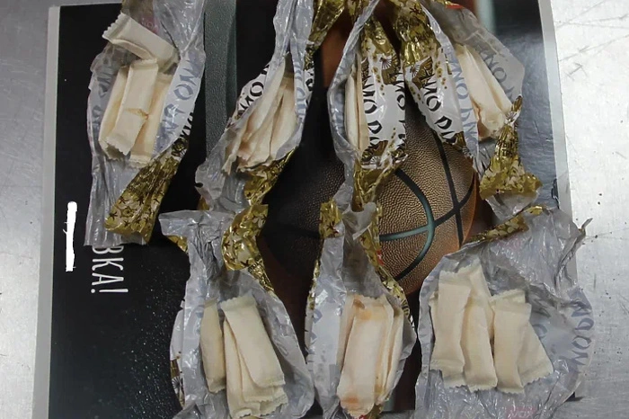 Арестанту екатеринбургского СИЗО №1 прислали «конфеты» с жевательным табаком