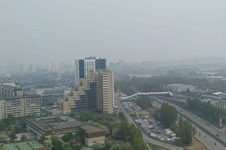 Екатеринбуржцы вновь пожаловались на смог