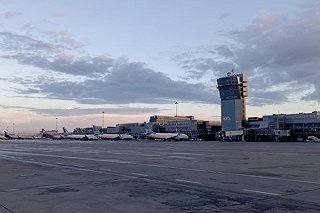 В Екатеринбурге экстренно сел самолёт