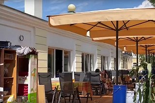 В Екатеринбурге на месте общественного туалета открыли модный бар