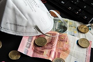 Дворкович предрек России самый тяжелый период кризиса из-за пандемии