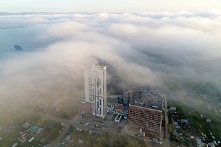 Тяжёлая голова, запах гари во рту: екатеринбуржцы пожаловались на проблемы со здоровьем из-за смога