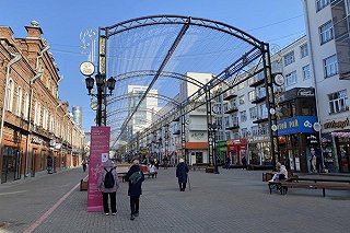 Медиаэкран на Вайнера передают городу