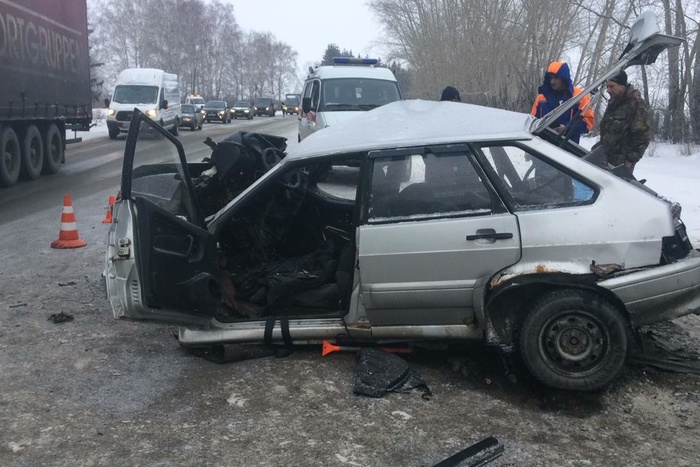 На трассе «Екатеринбург-Курган» произошло страшное ДТП. Пострадавшие в нём дети остались без отца
