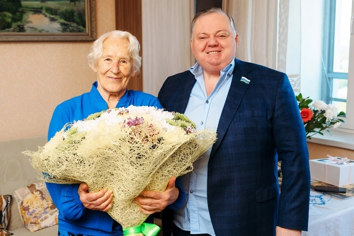 Свердловские депутаты отчитались о доходах. Кто стал самым успешным?