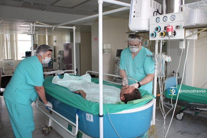 Екатеринбуржца увезли из бани в реанимацию из-за его невнимательности