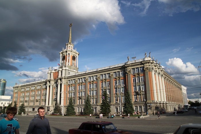 Мэрия Екатеринбурга приватизирует часть скандальной овощебазы