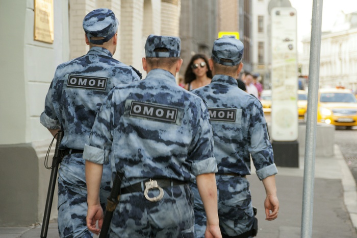 Свердловский омбудсмен назвала постыдным задержание журналистов на митинге