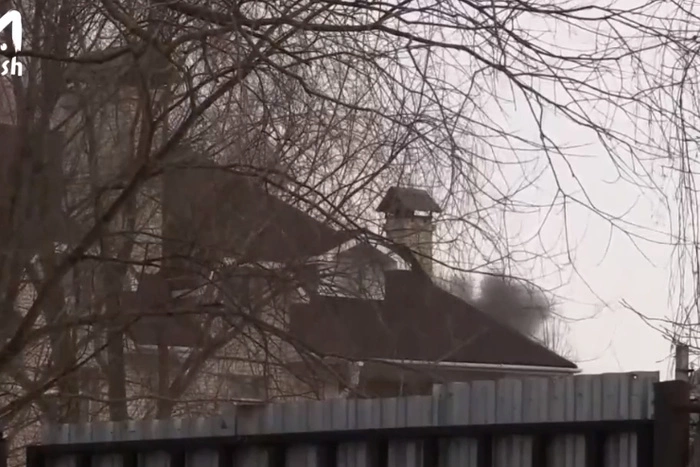 Забаррикадировавшийся в доме в Мытищах стрелок найден мертвым