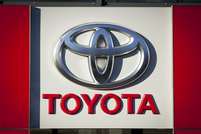 Toyota отзывает 4,3 млн автомобилей по всему миру
