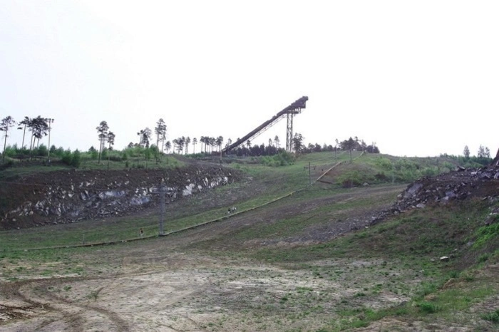 На месте убийства девушек на Уктусе начали собираться сатанисты