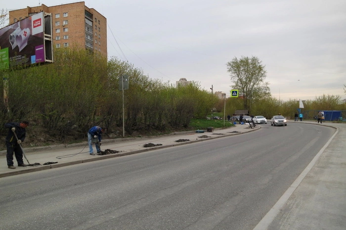 В Екатеринбурге начался снос бараков на Волгорадской под новый участок улицы
