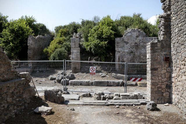 Помпеи реставрируют за счет возвращаемых туристами «сувениров»