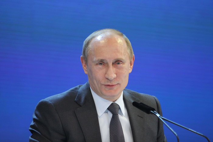 Спортивный костюм Путина оценили в 200 тысяч рублей