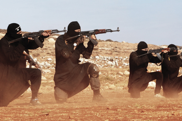 Десять россиян присягнули ИГИЛ через ﻿WhatsApp. Трое убиты