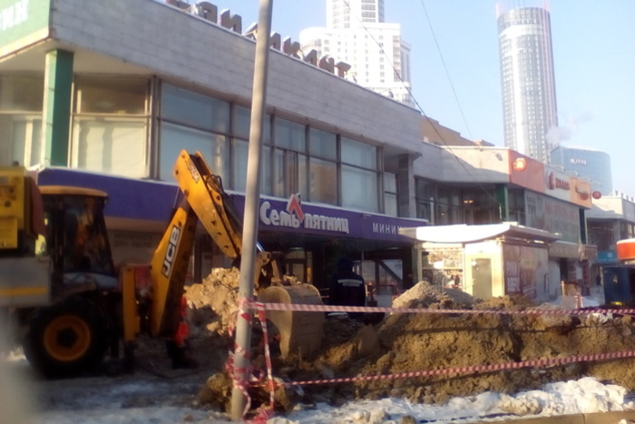 Последние летние опрессовки выявили 25 повреждений труб в Екатеринбурге