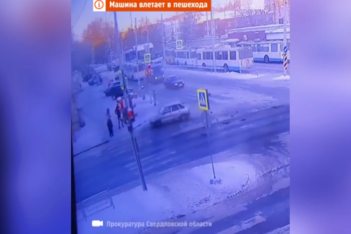 В Екатеринбурге простили водителя, по вине которого на Уралмаше погибла пенсионерка