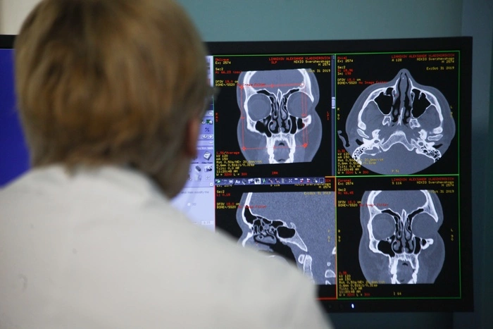 Средняя зарплата врача в Екатеринбурге — 75 тысяч рублей