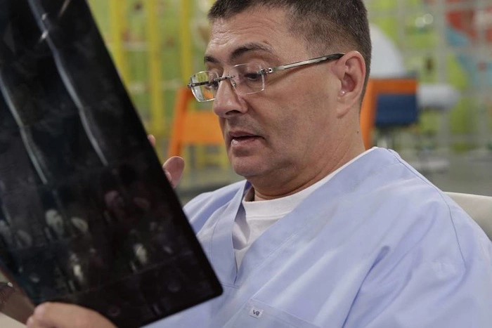 Доктор Мясников назвал причину «русского чуда» во время коронавируса