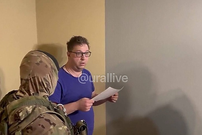 В Екатеринбурге правозащитника-оппозиционера отпустили из СИЗО