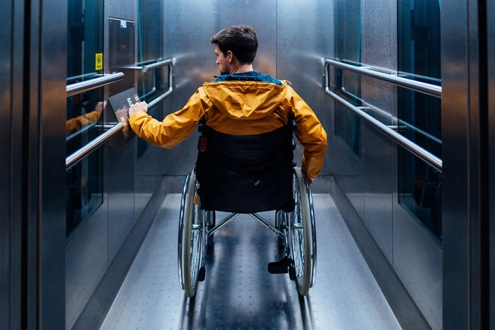 В этом году в Екатеринбурге заменят 13 лифтов по программе капремонта