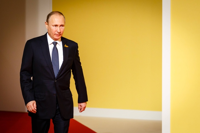 Путин открыл выставку «Иннопром-2017» в Екатеринбурге