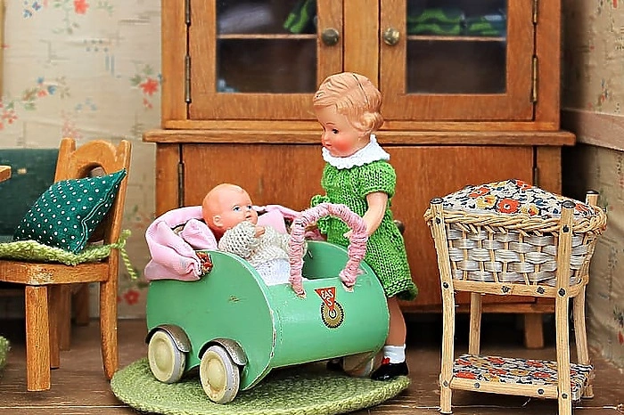 В Екатеринбурге школьного охранника подозревают в сексуальных приставаниях к третьеклассницам