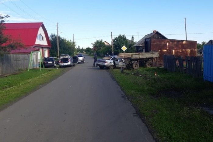 В Свердловской области в ДТП с пьяным водителем серьёзно пострадал подросток
