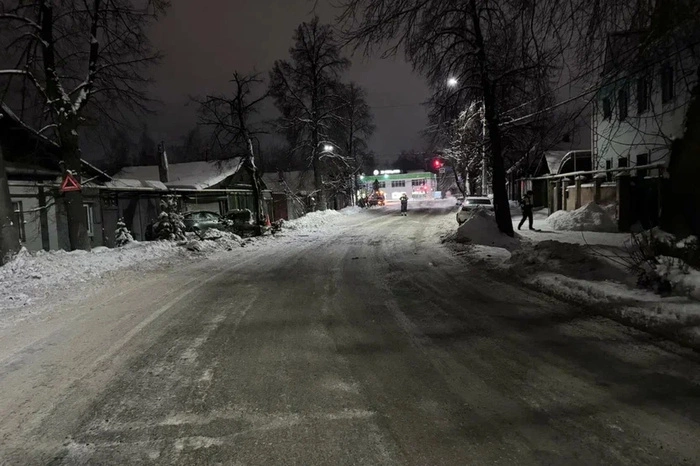 Пьяного водителя, не имеющего прав, задержали в Березовском после ДТП
