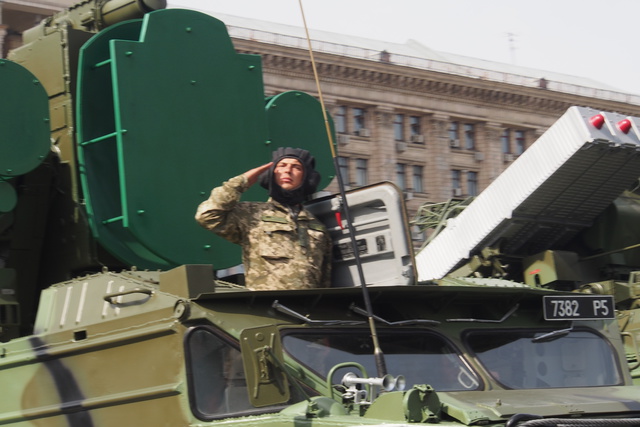 Рогозин сравнил министра обороны Украины с "обезьяной с гранатой"